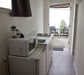 Kitchen and court yard - studio 